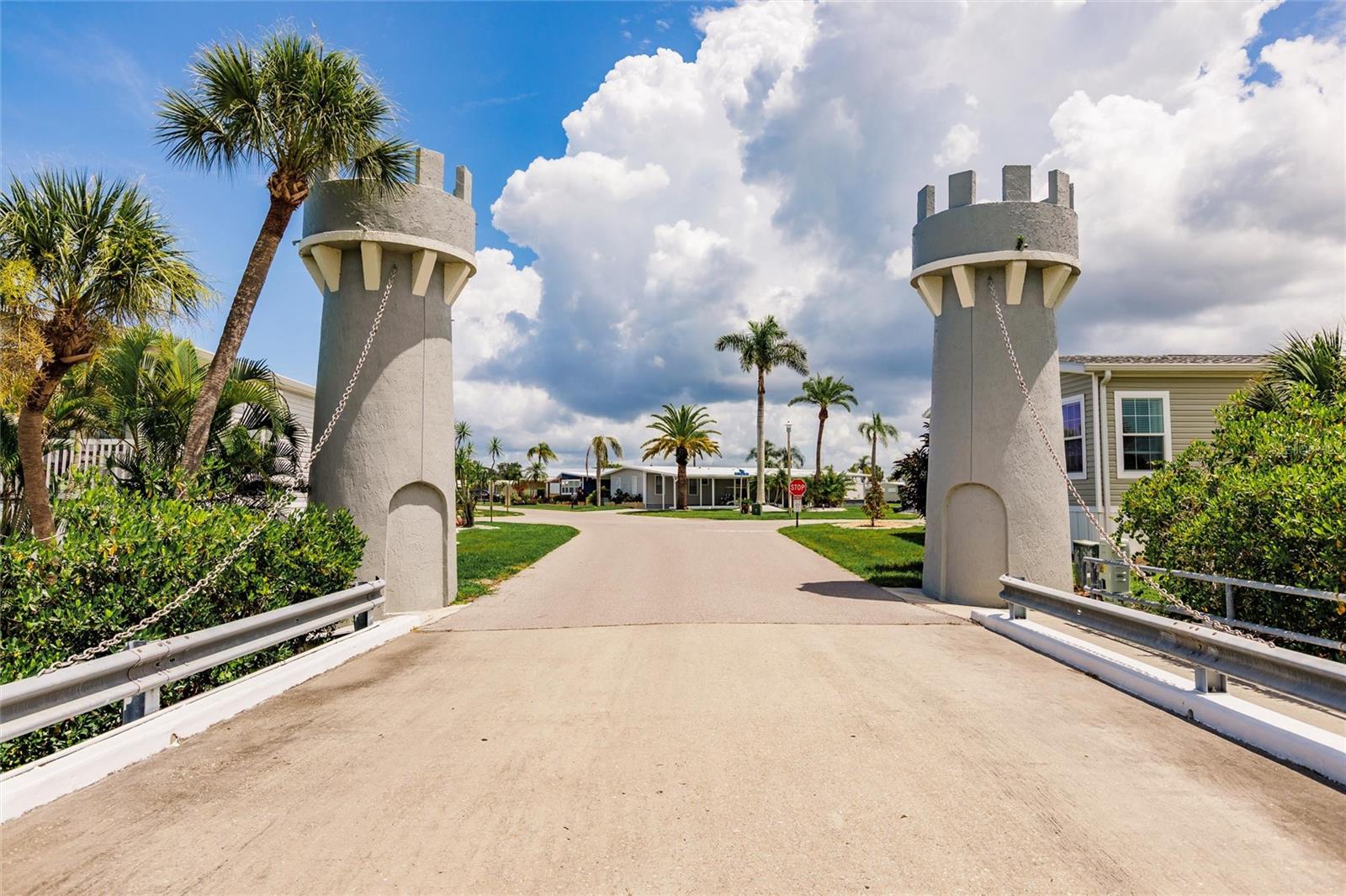 KINGS GATE CLUB MHP - Residential