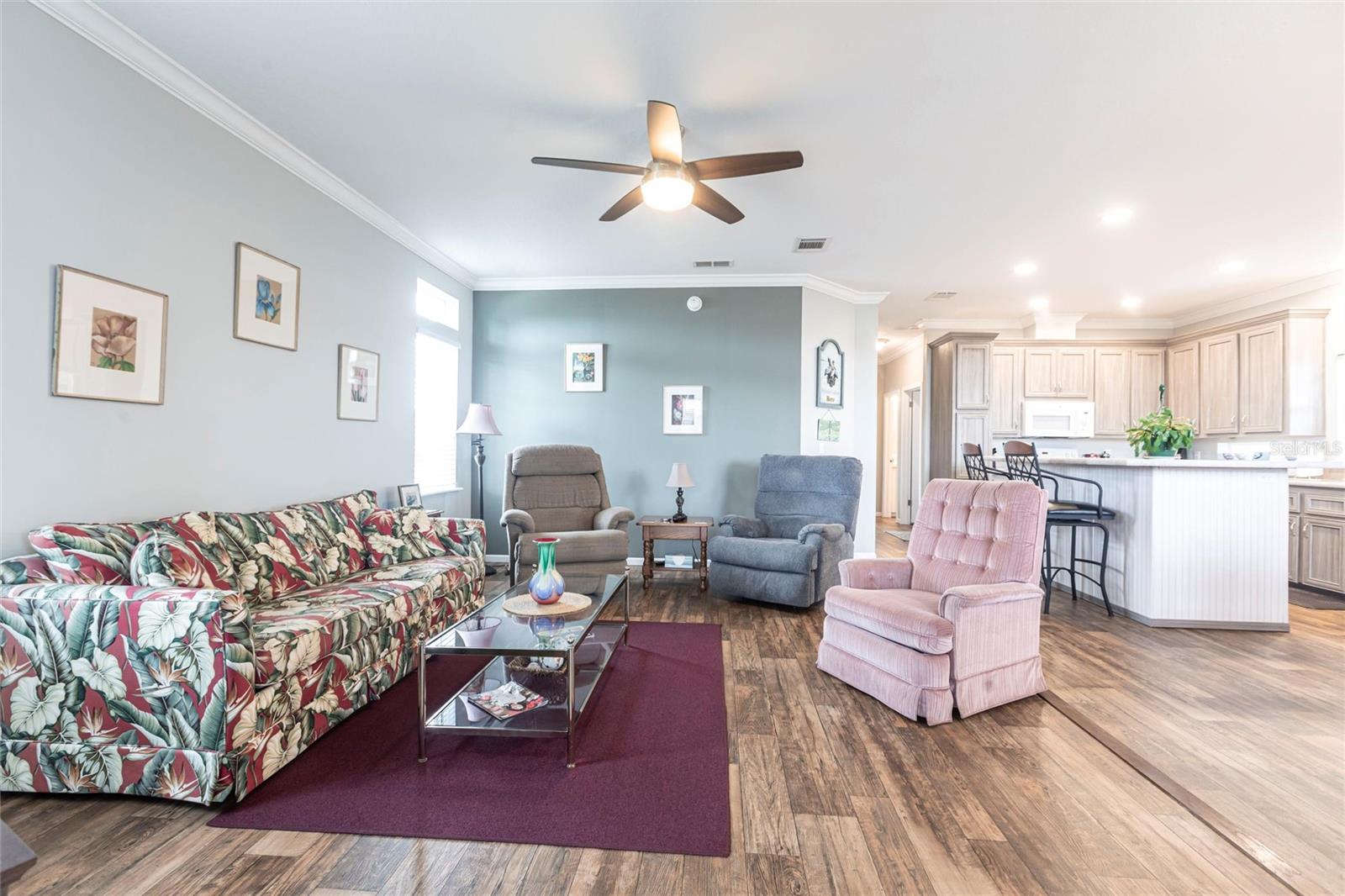 KINGS GATE CLUB MHP - Residential