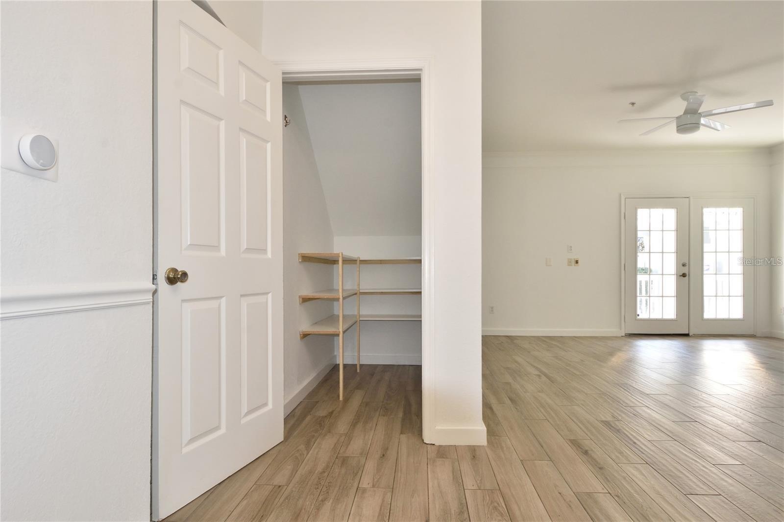 HAMPTONS/METROWEST - Residential