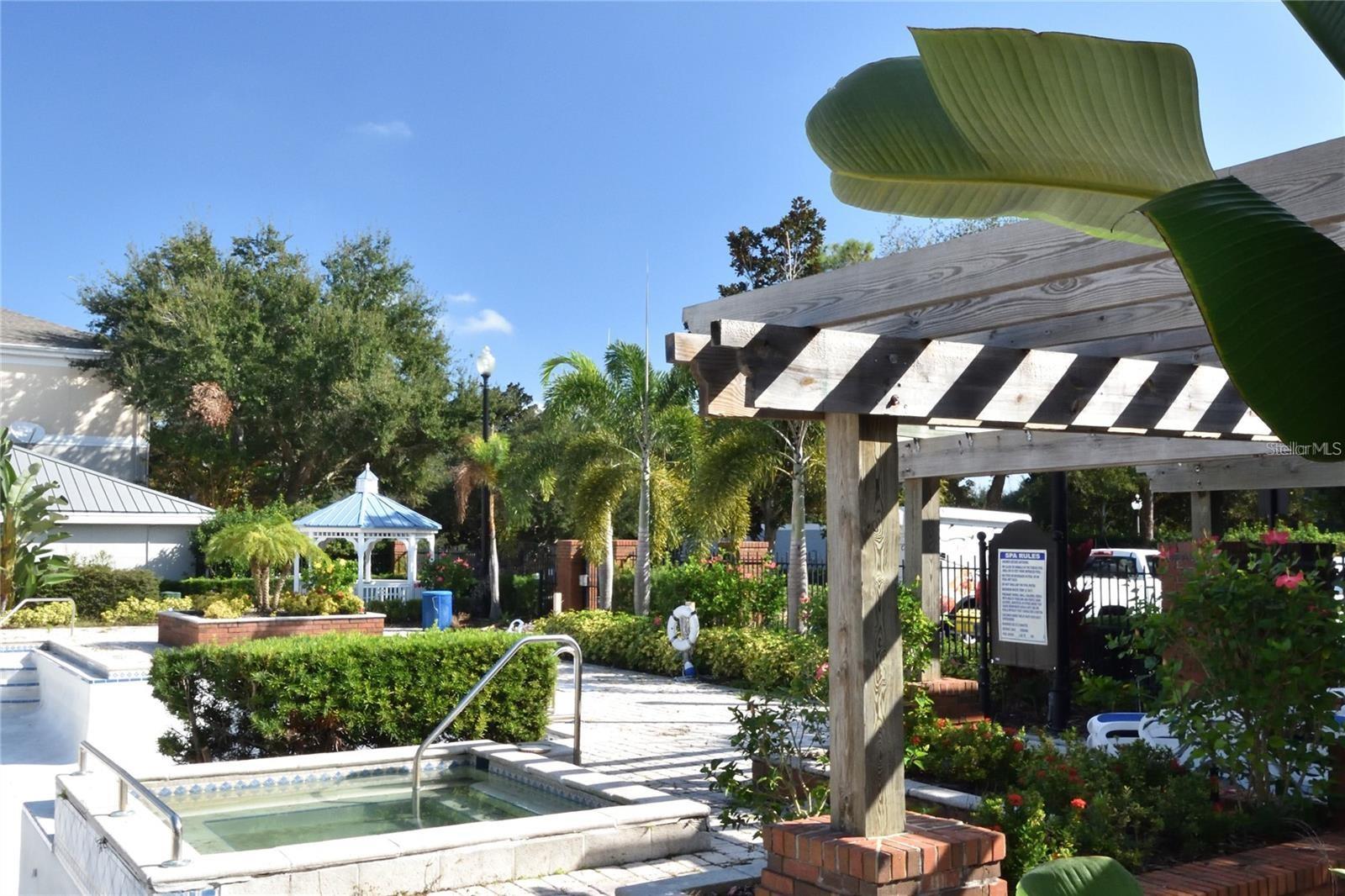 HAMPTONS/METROWEST - Residential