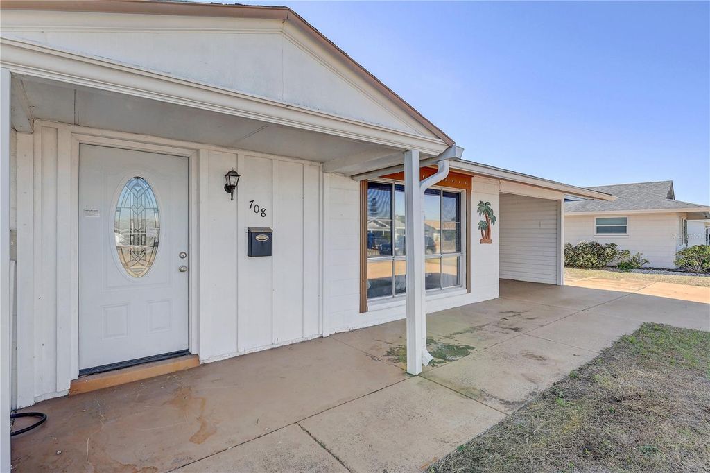 Photo of 708 Tam O Shanter Avenue, Sun City Center, FL 33573 (MLS # TB8471065)