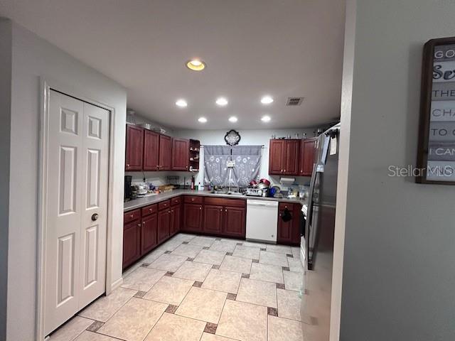 EUSTIS LAKE DOT ESTATES SUB - Residential