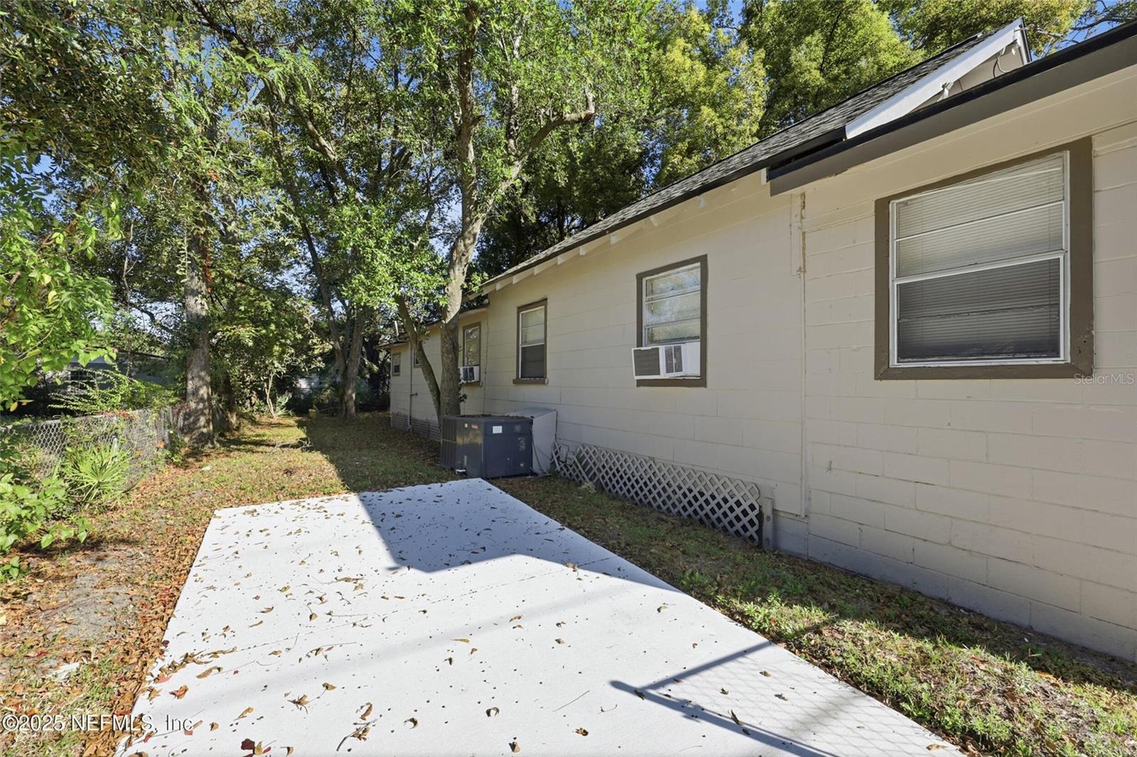 SPEEDWAY PARK - Residential