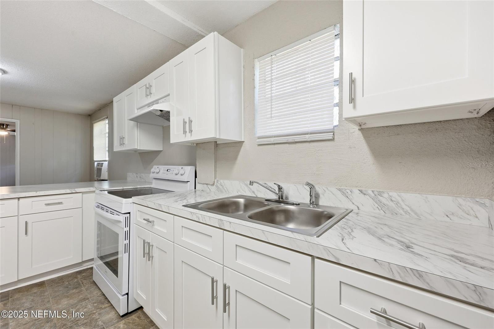 SPEEDWAY PARK - Residential