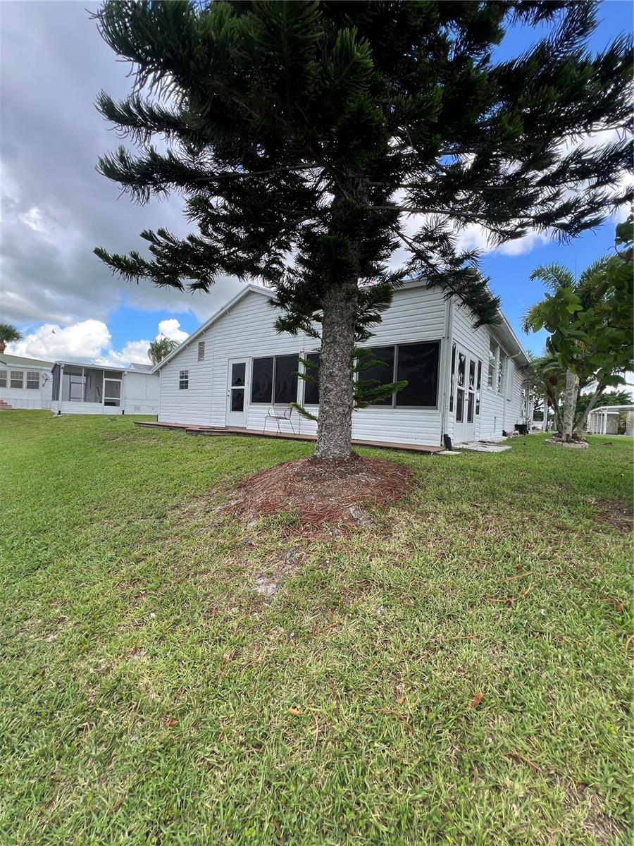 BLUE CYPRESS GOLF & RV RESIDENCE - Residential
