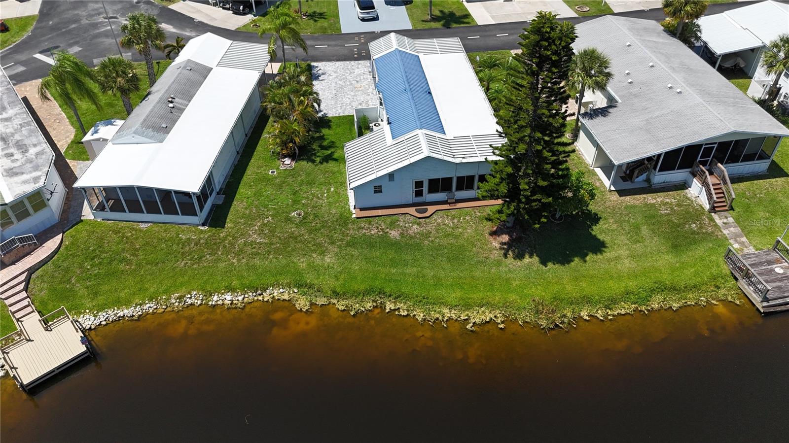 BLUE CYPRESS GOLF & RV RESIDENCE - Residential