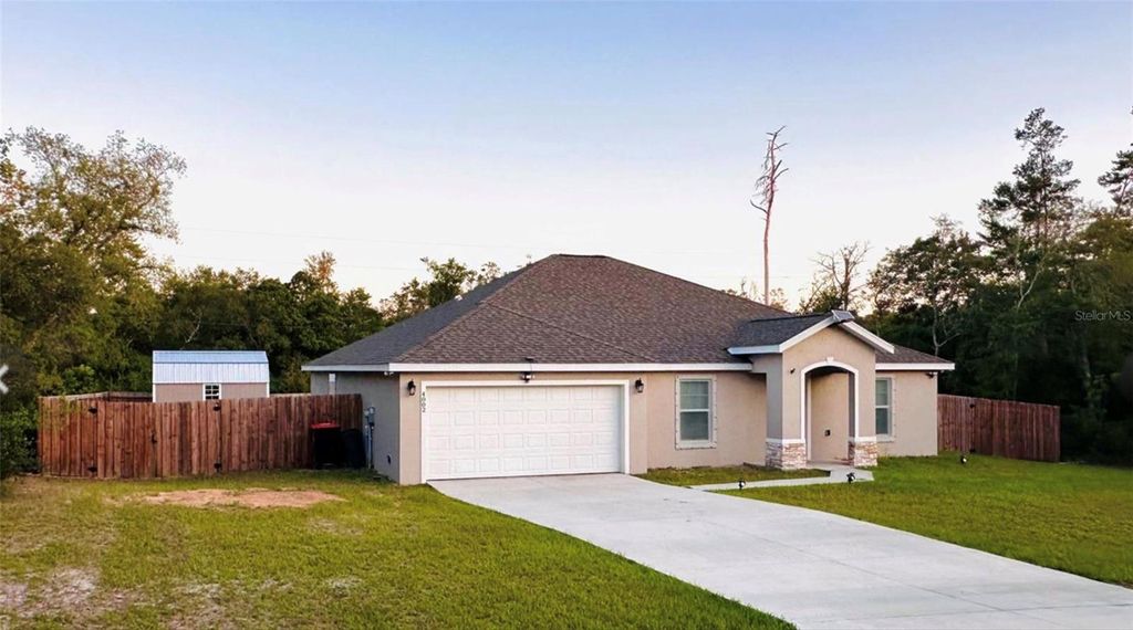Photo of 4002 SW 158th Street Road, Ocala, FL 34473 (MLS # G5107808)