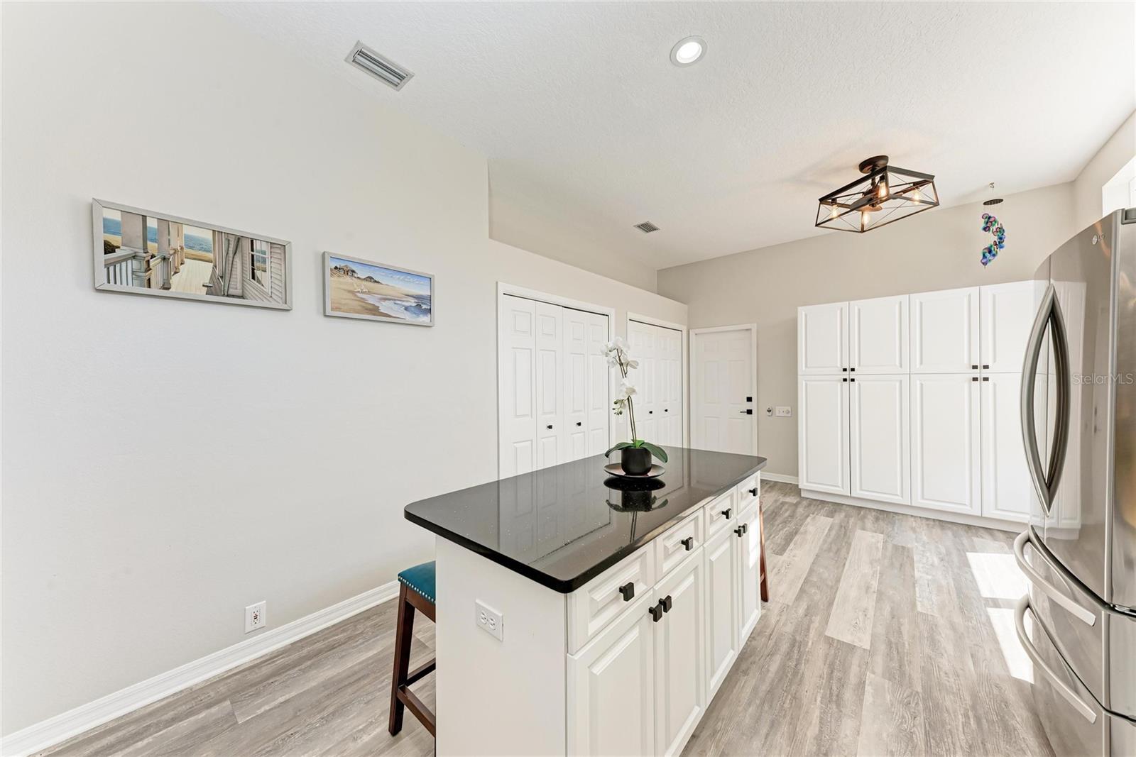 RIVER CLUB - Residential