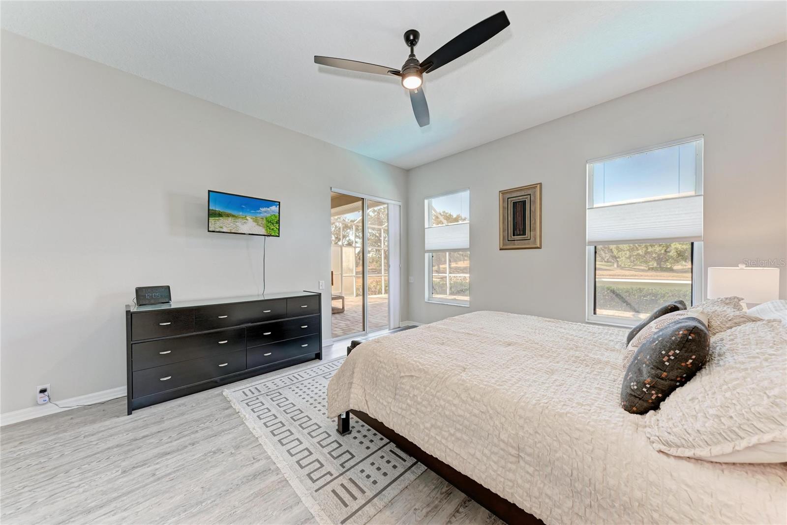 RIVER CLUB - Residential