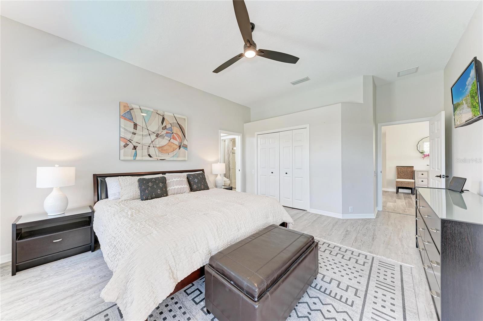 RIVER CLUB - Residential