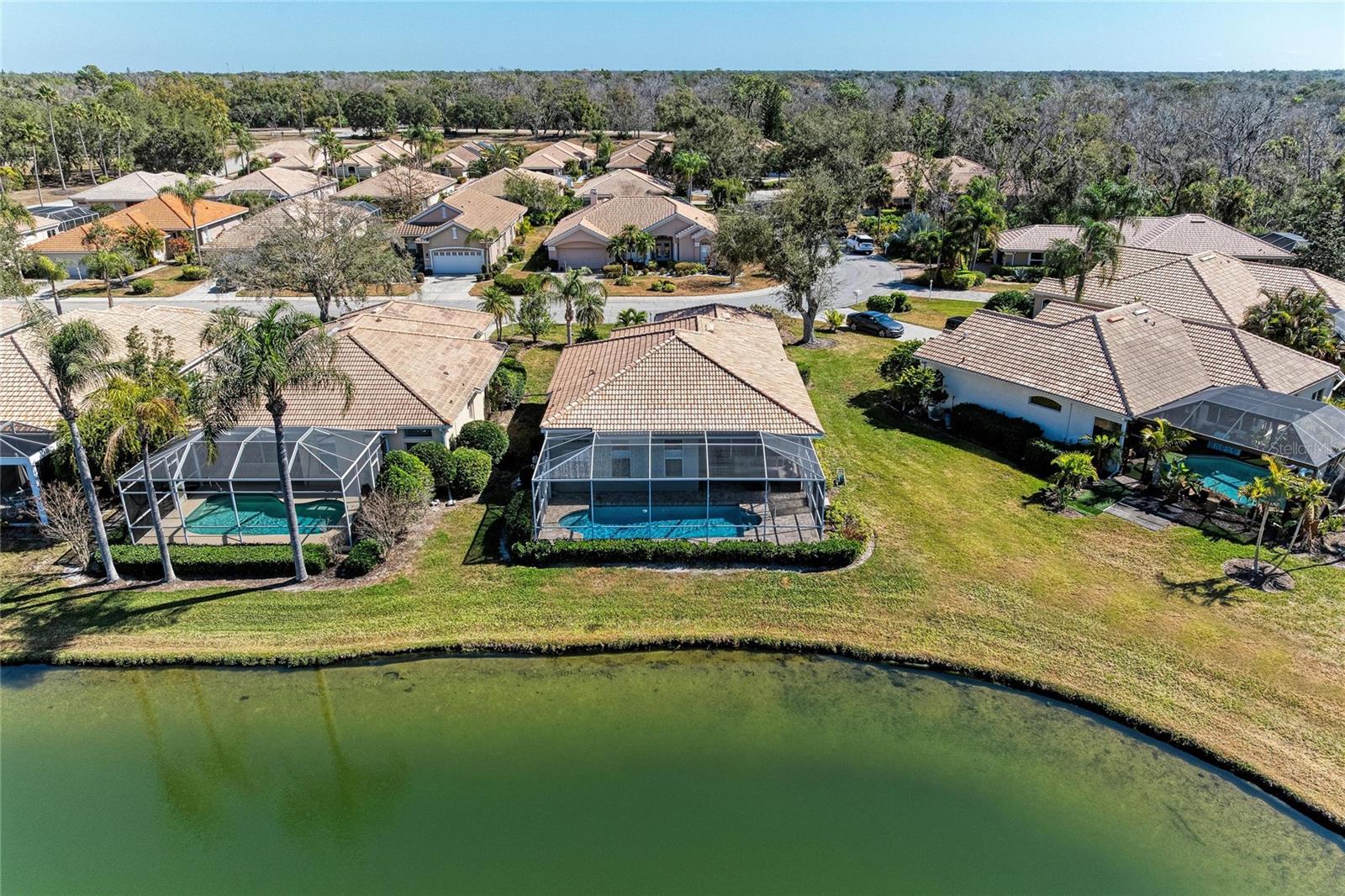 RIVER CLUB - Residential