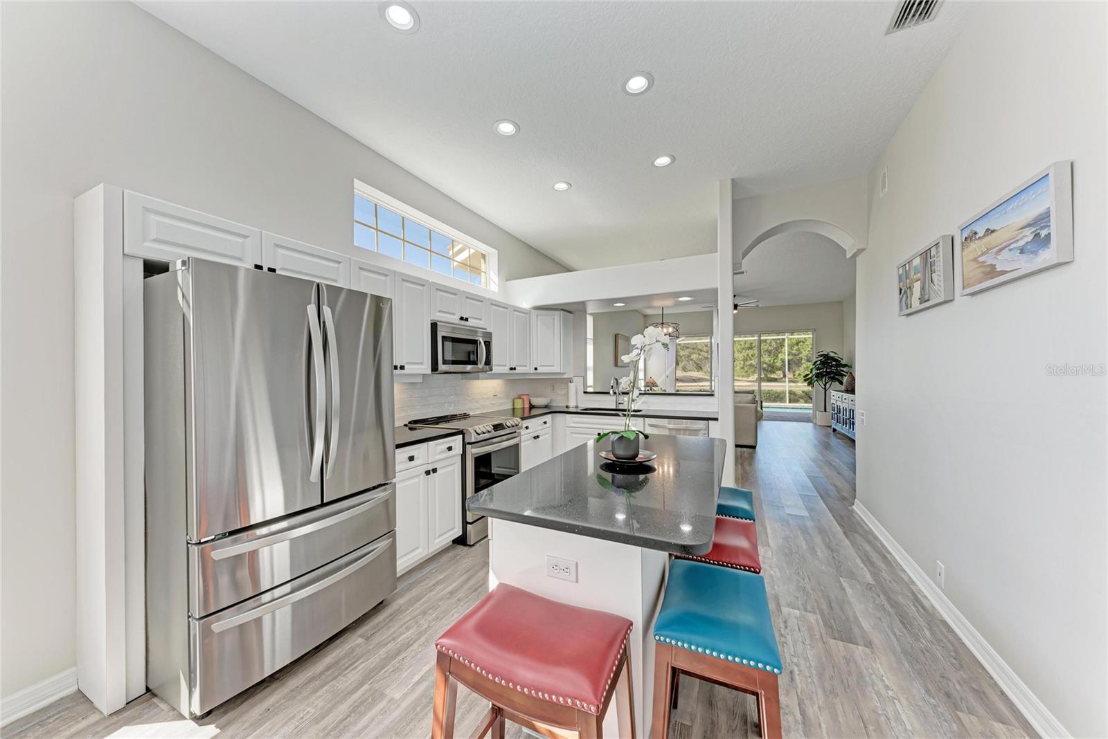 RIVER CLUB - Residential