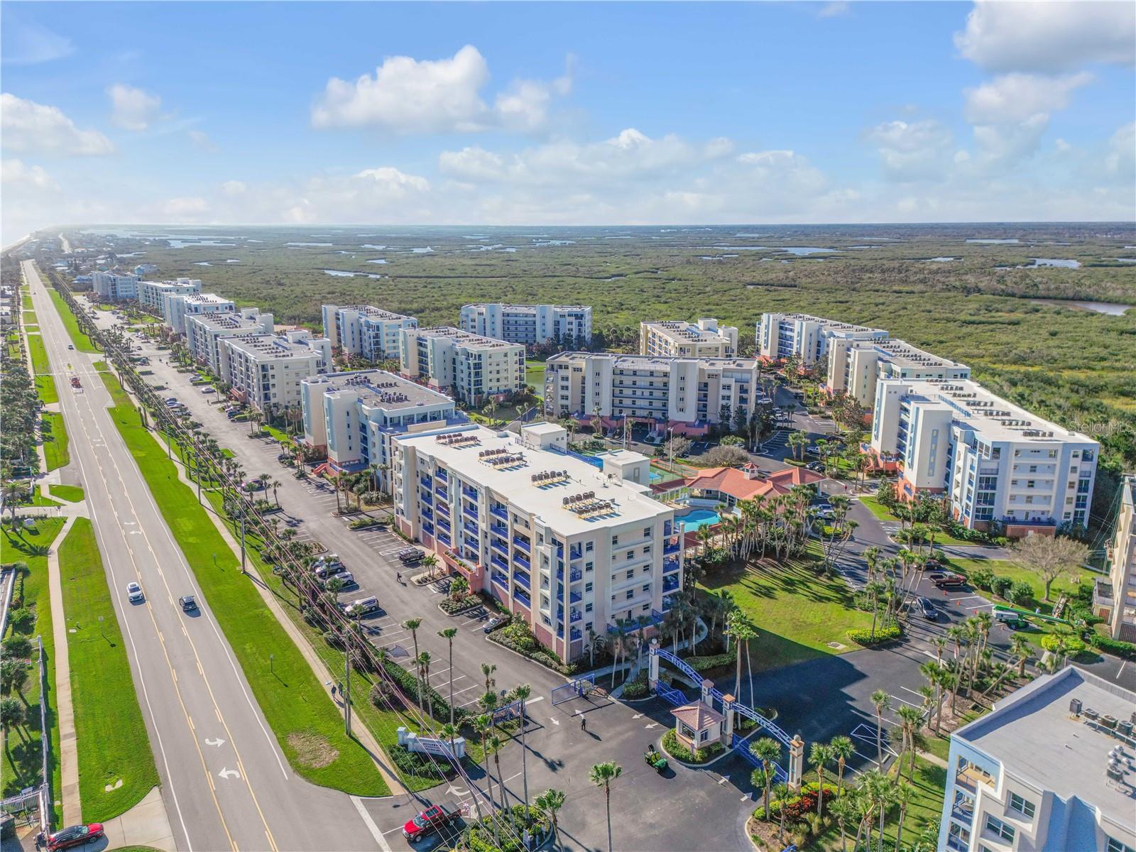 OCEAN WALK NSB BLDG 02 - Residential