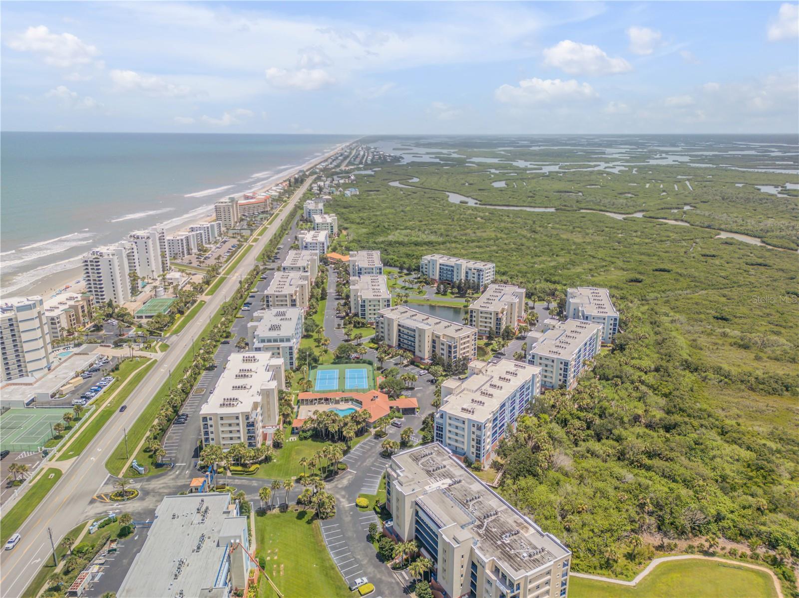 OCEAN WALK NSB BLDG 02 - Residential
