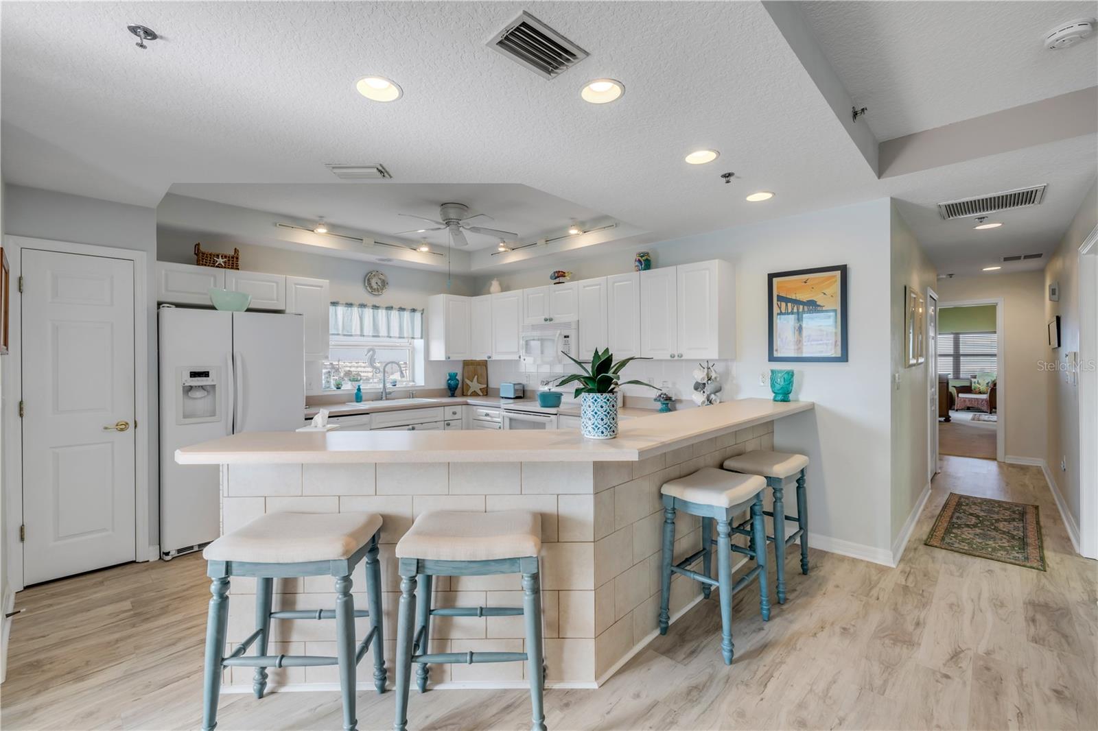 OCEAN WALK NSB BLDG 02 - Residential