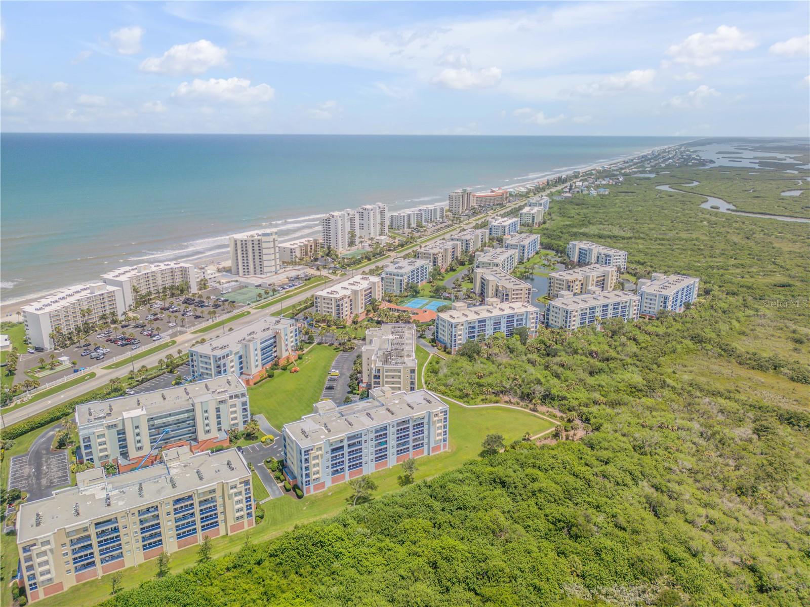 OCEAN WALK NSB BLDG 02 - Residential