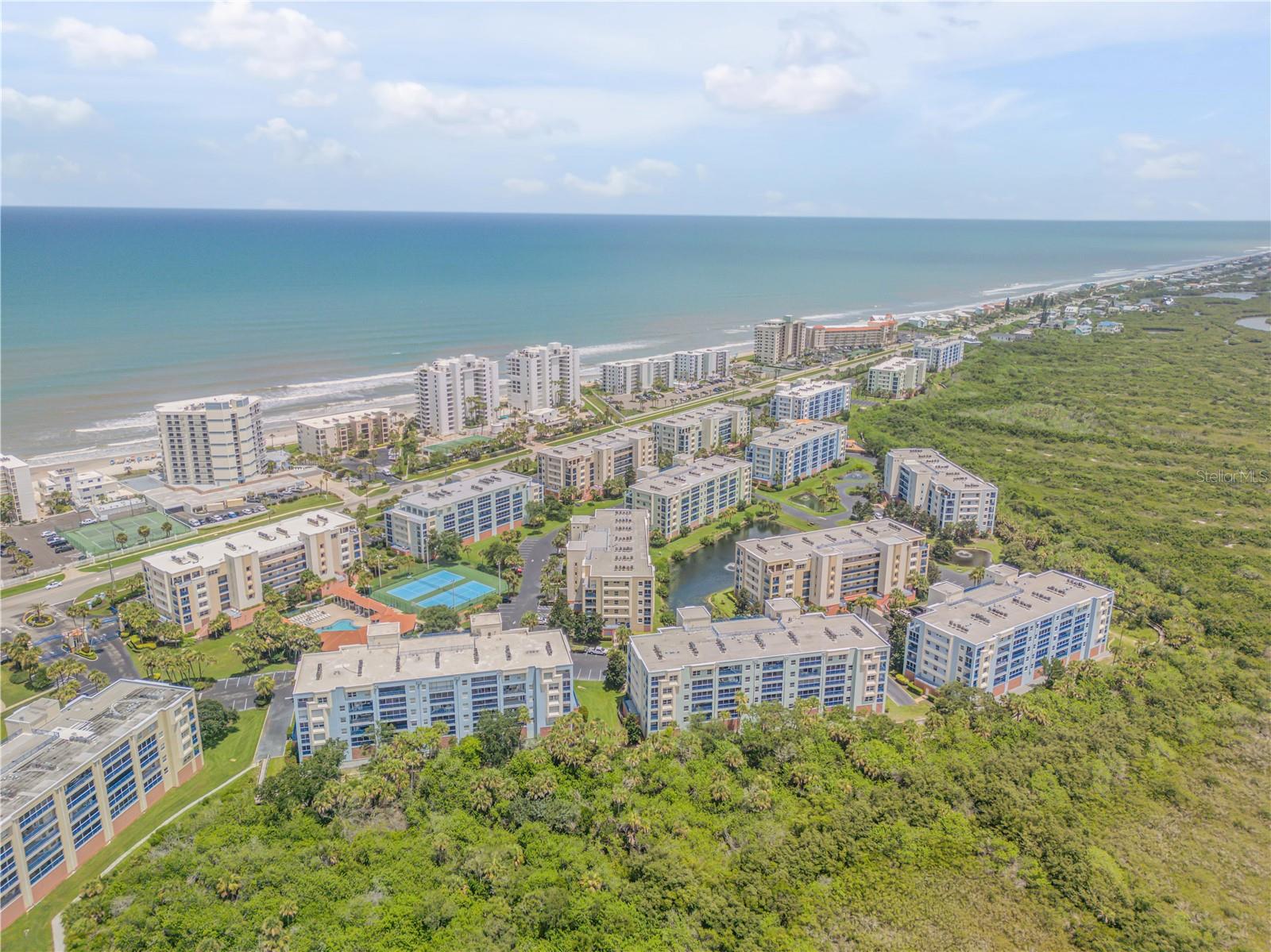 OCEAN WALK NSB BLDG 02 - Residential