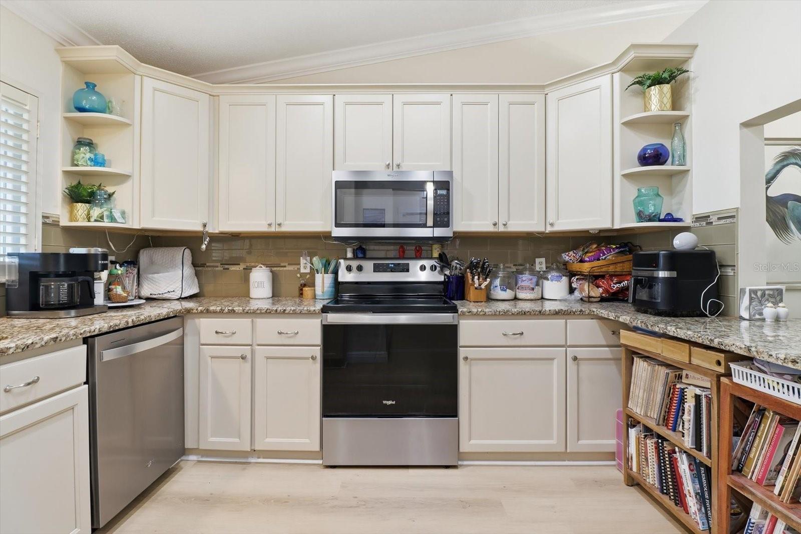 ON TOP OF THE WORLD - Residential