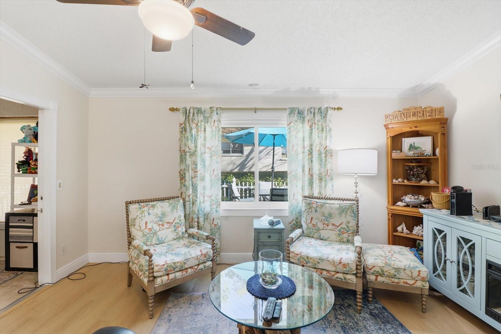 ON TOP OF THE WORLD - Residential