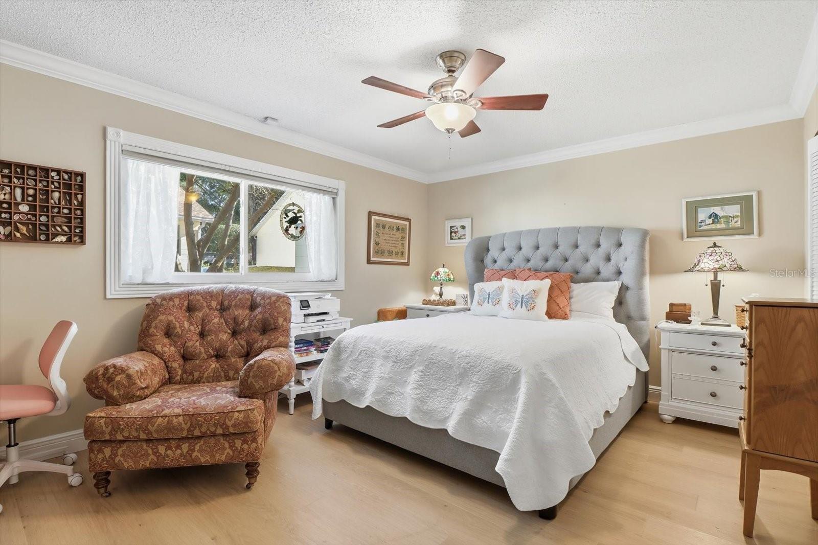 ON TOP OF THE WORLD - Residential