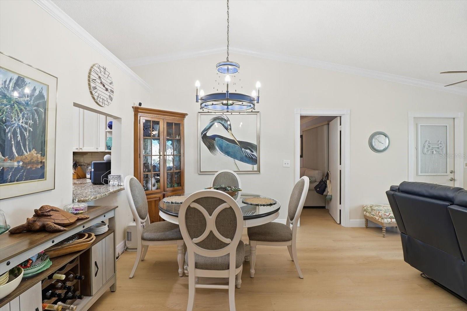 ON TOP OF THE WORLD - Residential