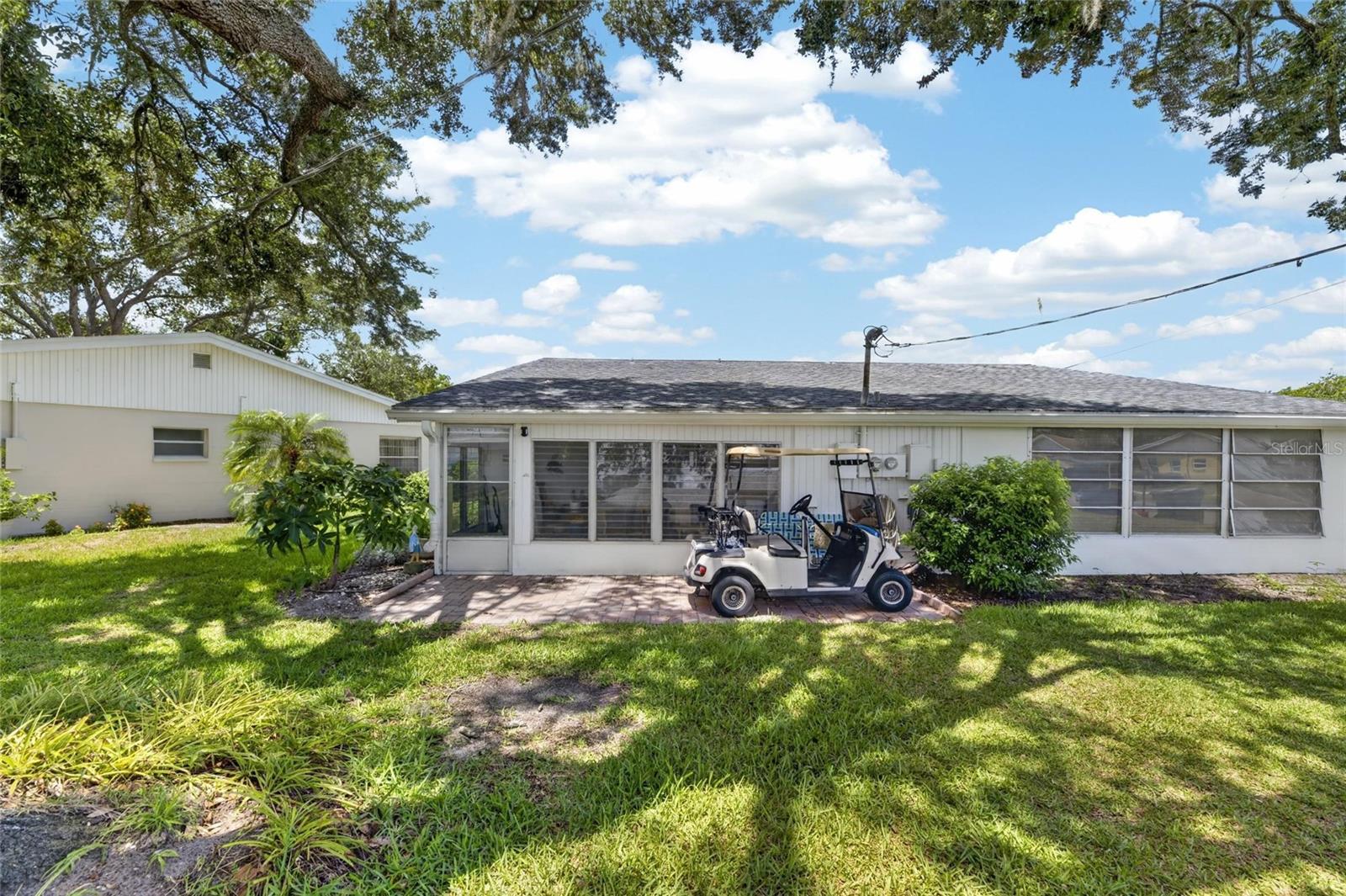 402 DORCHESTER PLACE 31