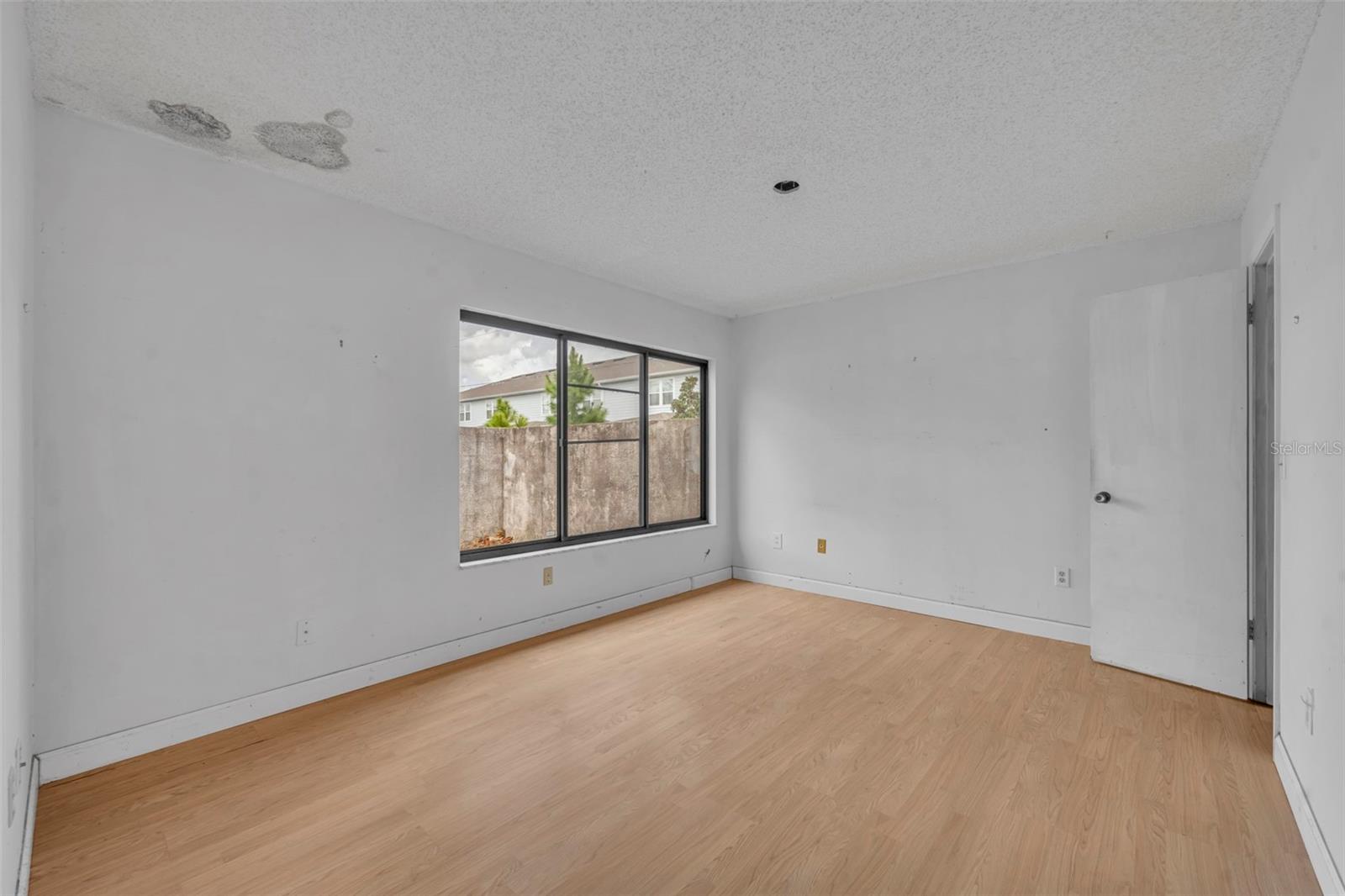 WINDWARD SQUARE SEC 1 - Residential