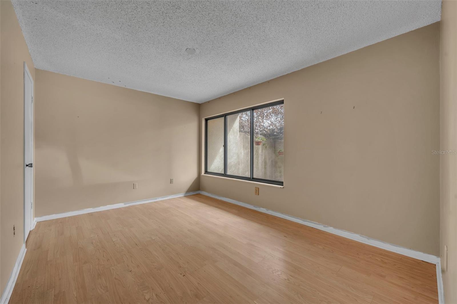 WINDWARD SQUARE SEC 1 - Residential