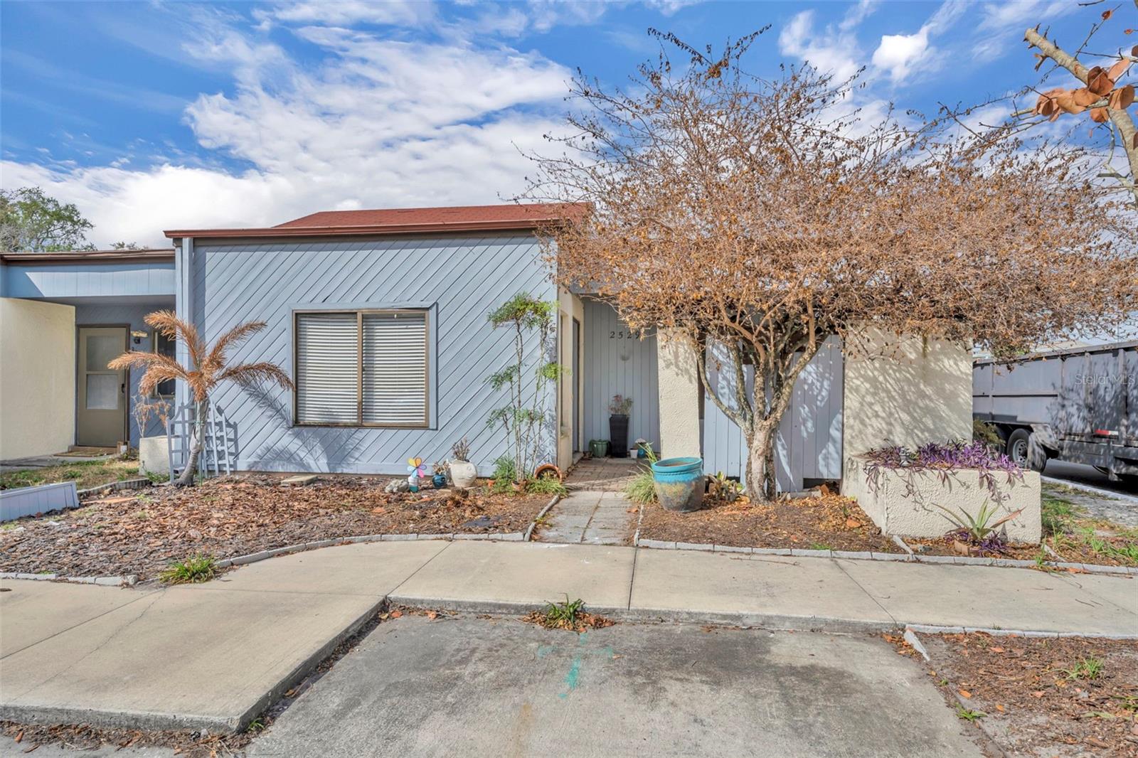 WINDWARD SQUARE SEC 1 - Residential