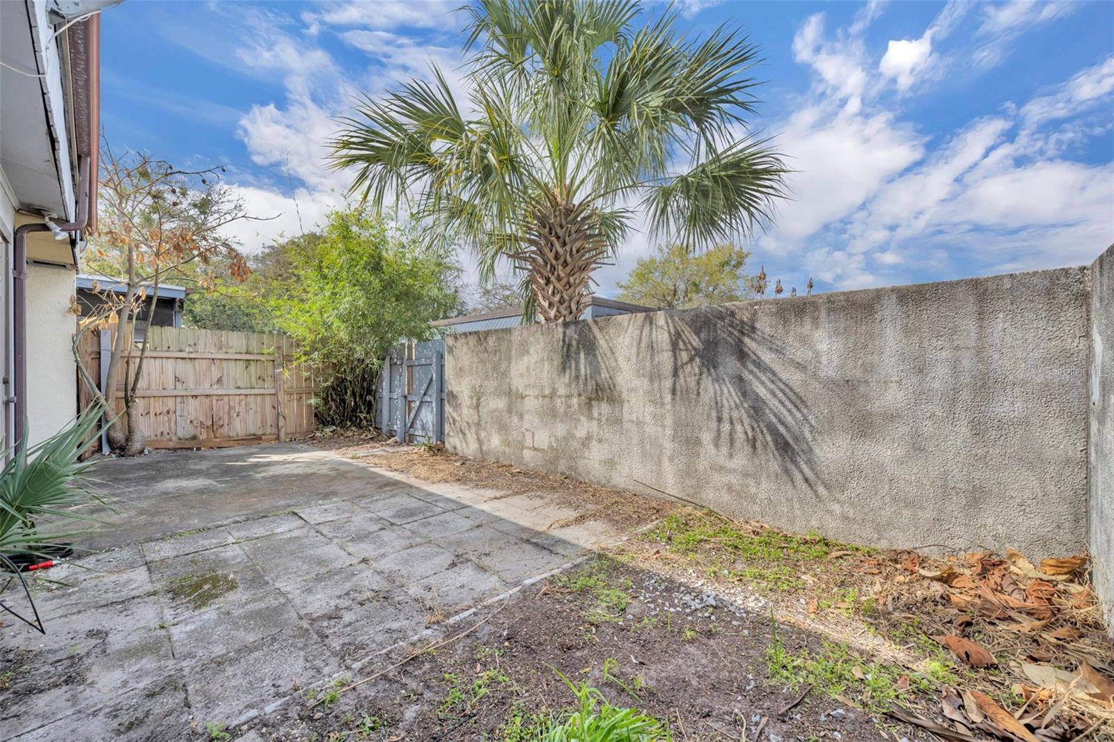 WINDWARD SQUARE SEC 1 - Residential