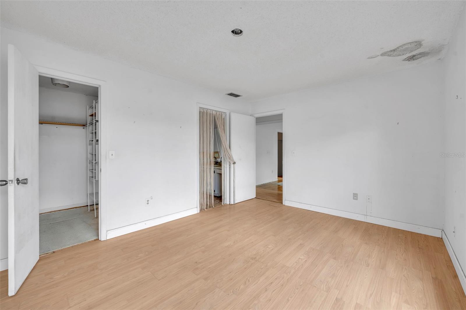 WINDWARD SQUARE SEC 1 - Residential