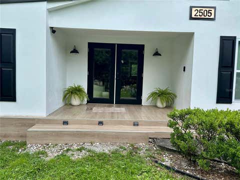 Tiny photo for 2505 NE 13th Avenue, Ocala, FL 34470 (MLS # OM729647)