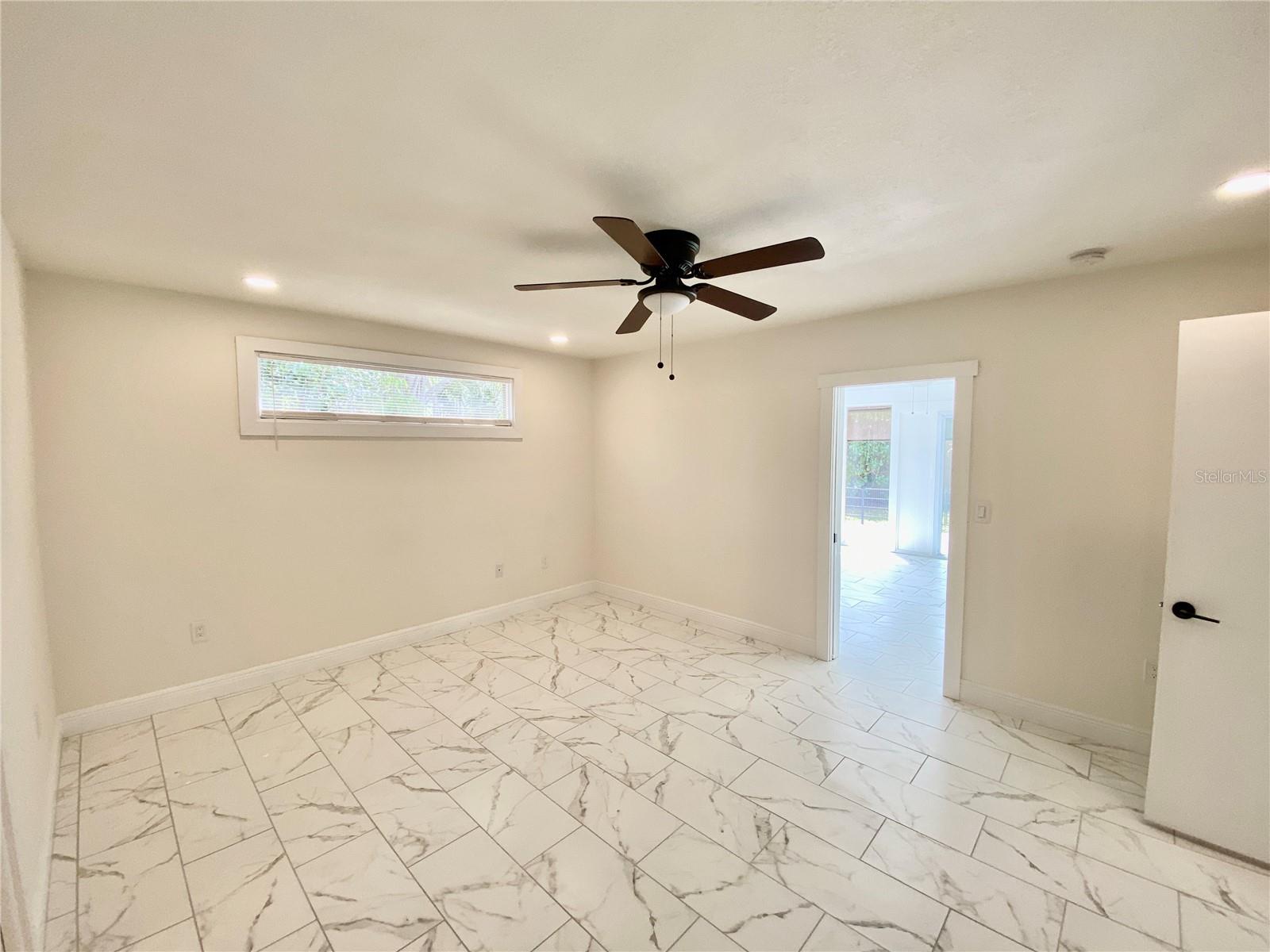 THE OAKS PH 2 - Residential