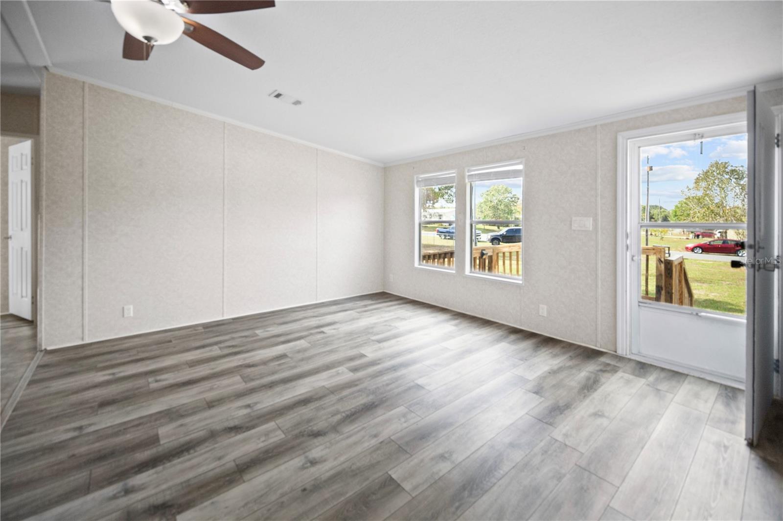 NEW BRADFORD MOBILE ESTATES - Residential