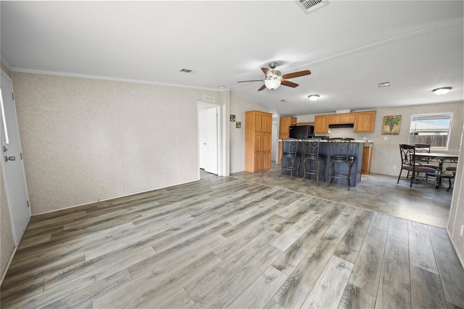 NEW BRADFORD MOBILE ESTATES - Residential