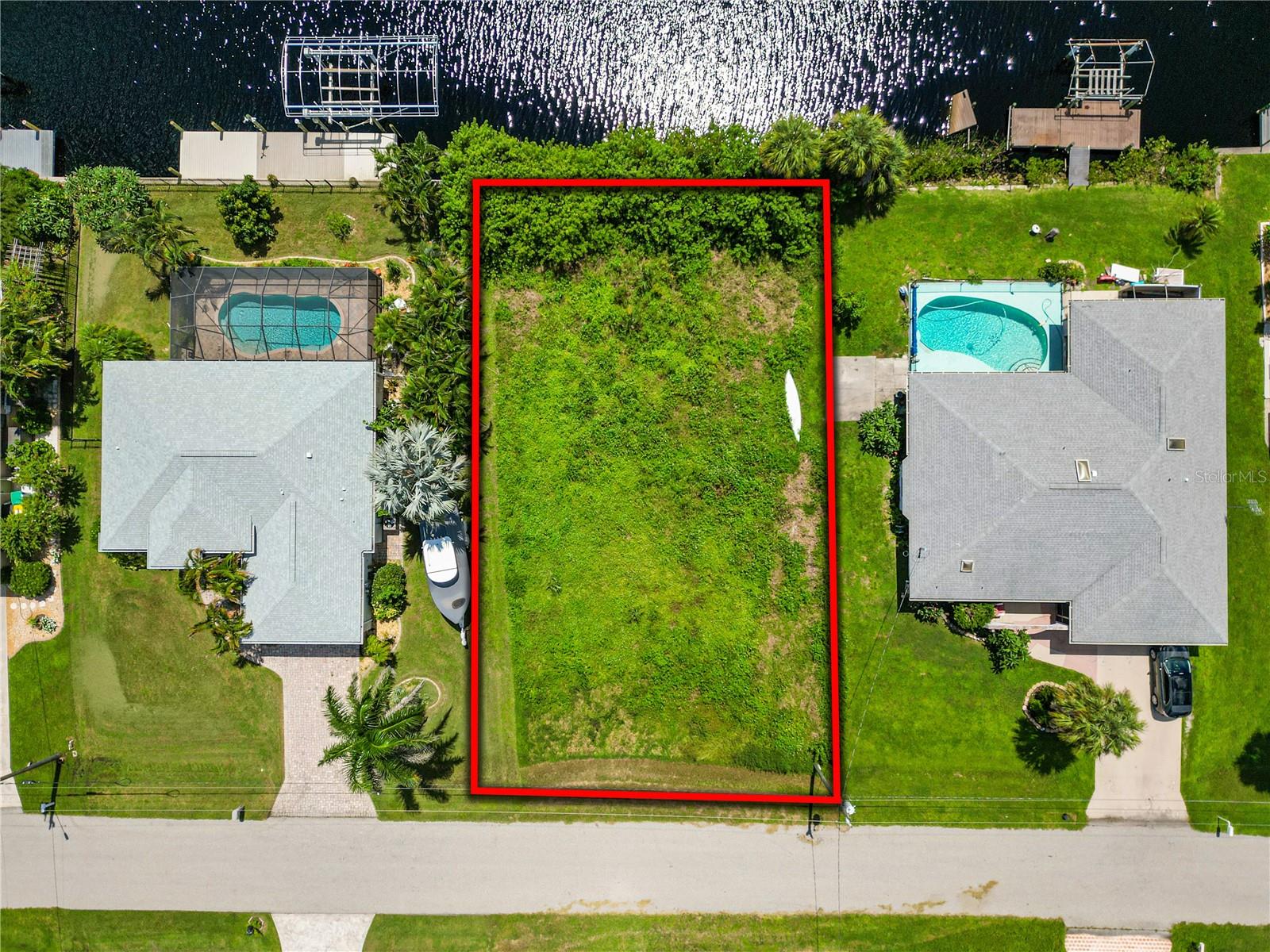 PORT CHARLOTTE SEC 060 - Land