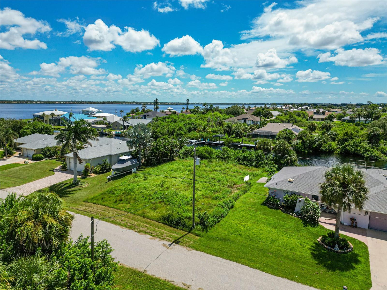 PORT CHARLOTTE SEC 060 - Land