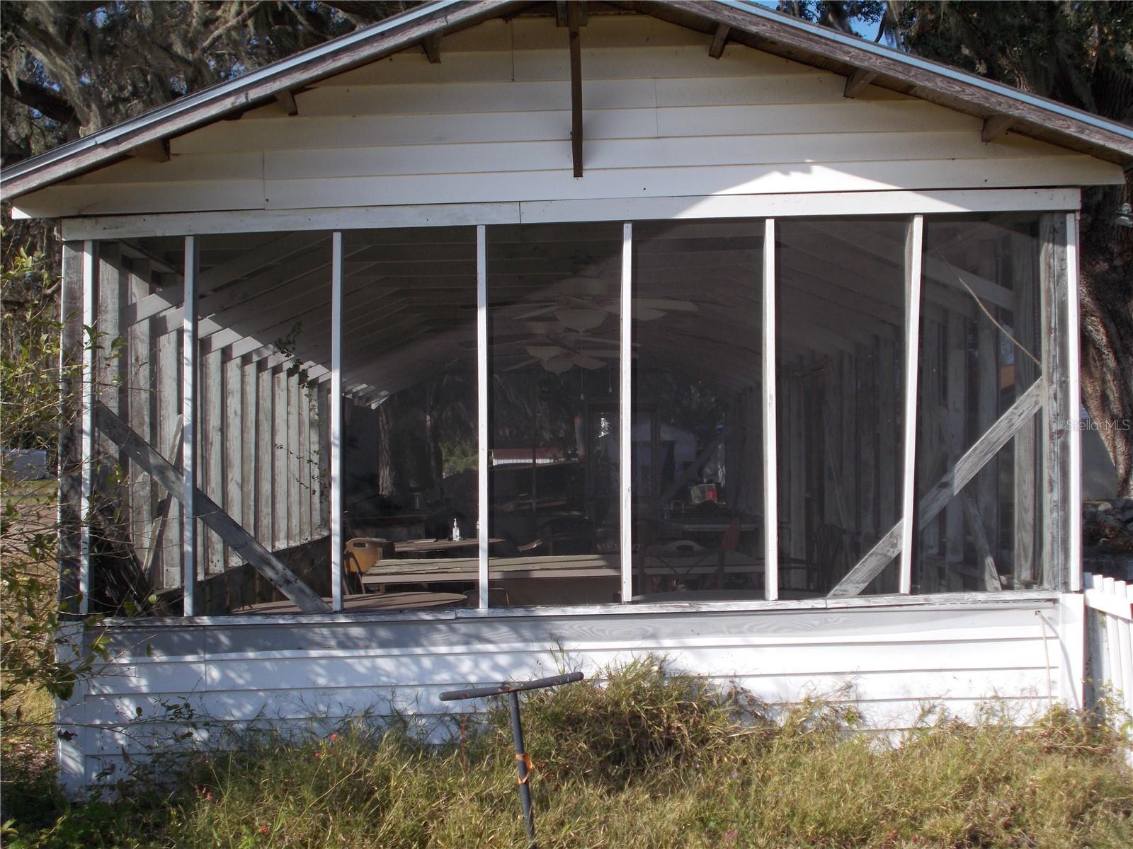ACREAGE & UNREC - Residential