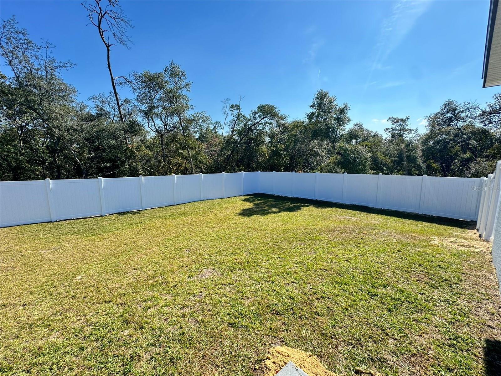 MARION OAKS UN 05 - Residential Lease