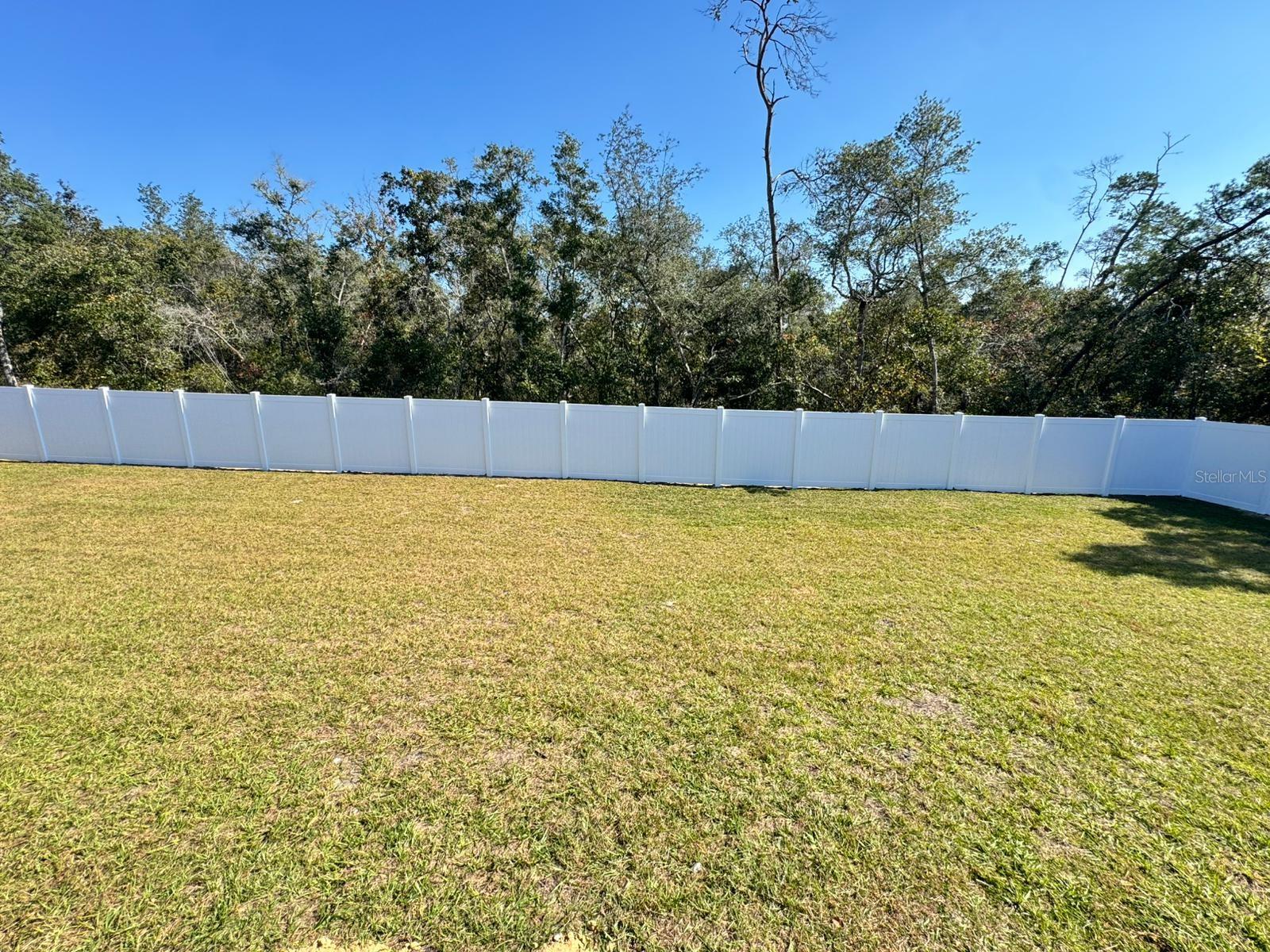 MARION OAKS UN 05 - Residential Lease