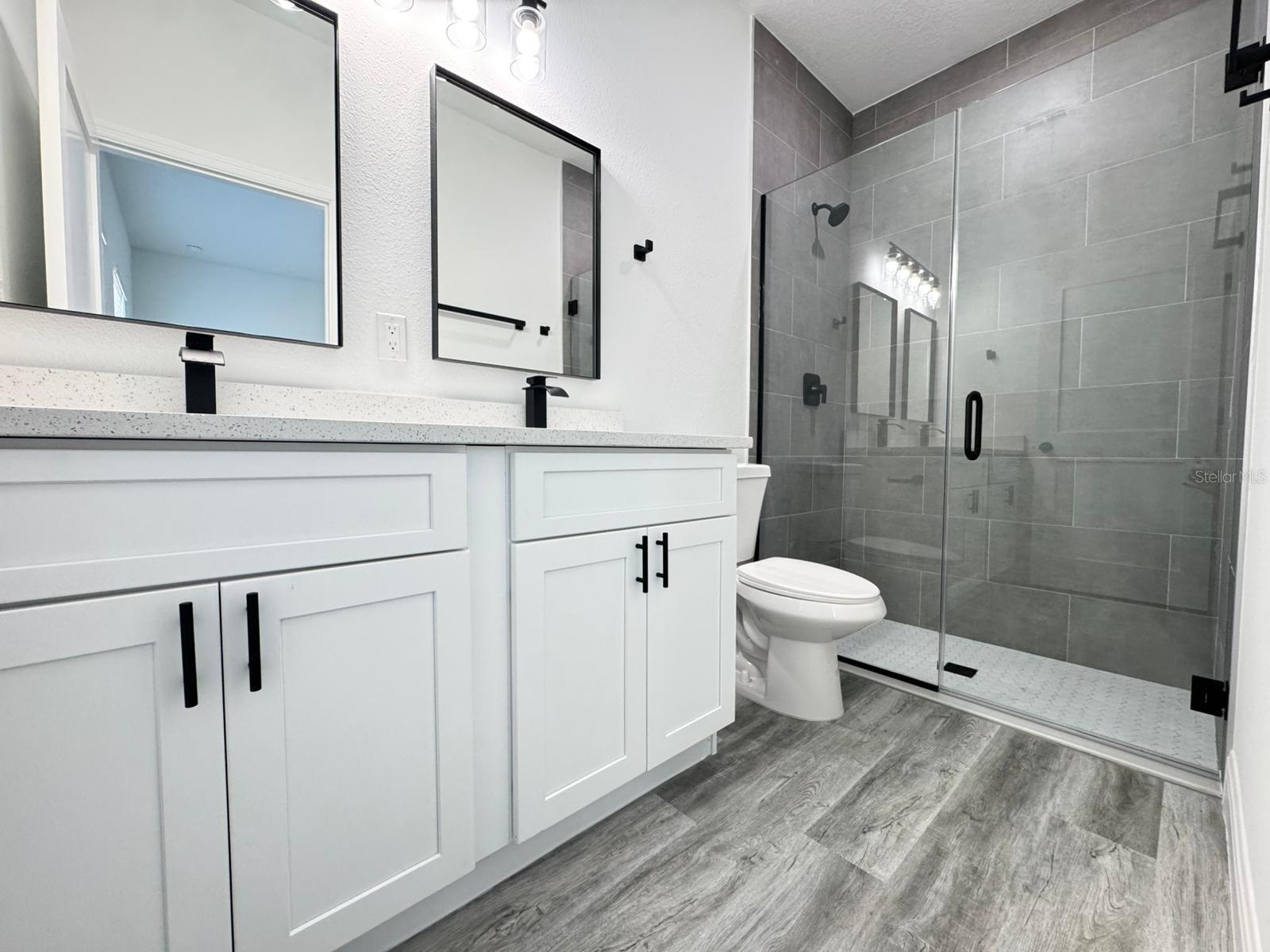 MARION OAKS UN 05 - Residential Lease