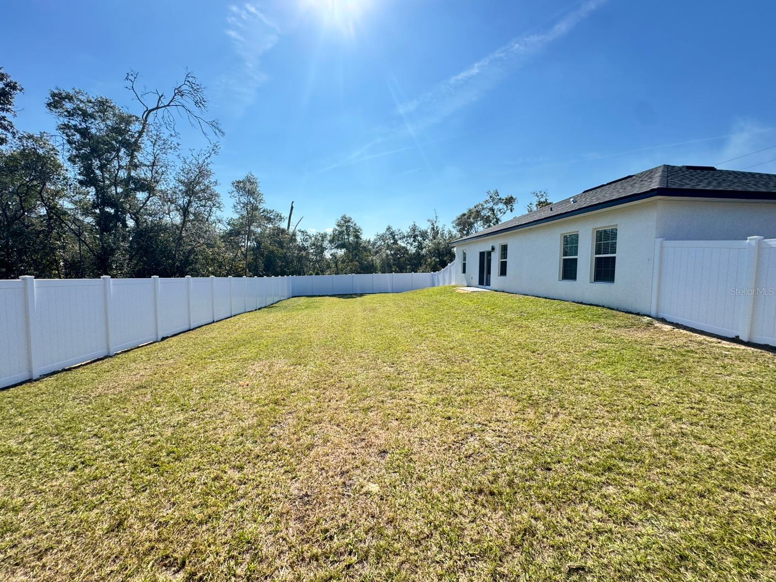 MARION OAKS UN 05 - Residential Lease