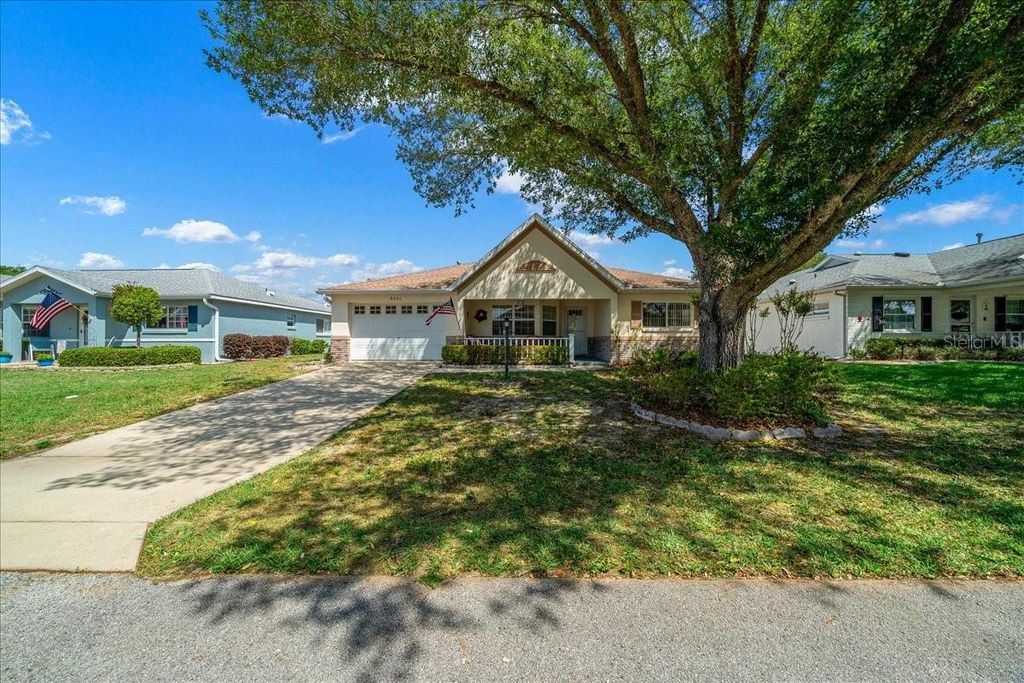 Photo of 9721 SW 97th Lane, Ocala, FL 34481 (MLS # OM723206)