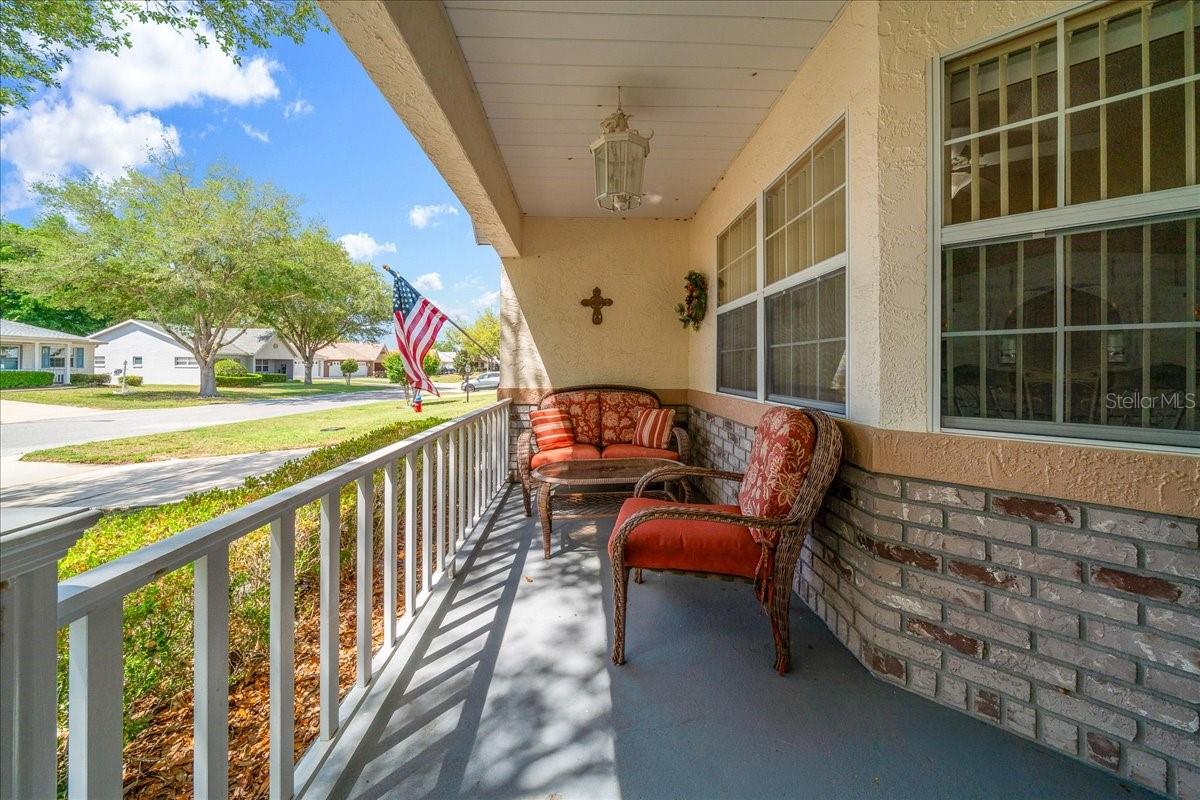 ON TOP OF THE WORLD - Residential