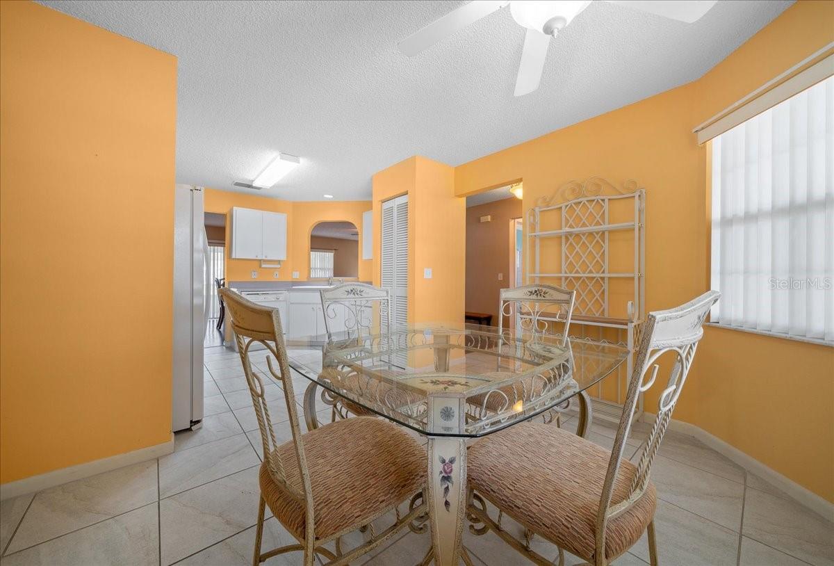 ON TOP OF THE WORLD - Residential