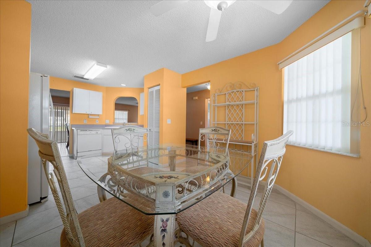 ON TOP OF THE WORLD - Residential