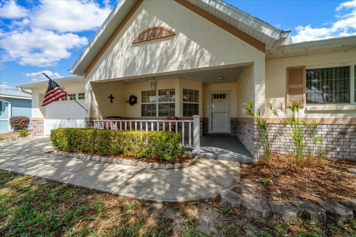 ON TOP OF THE WORLD - Residential