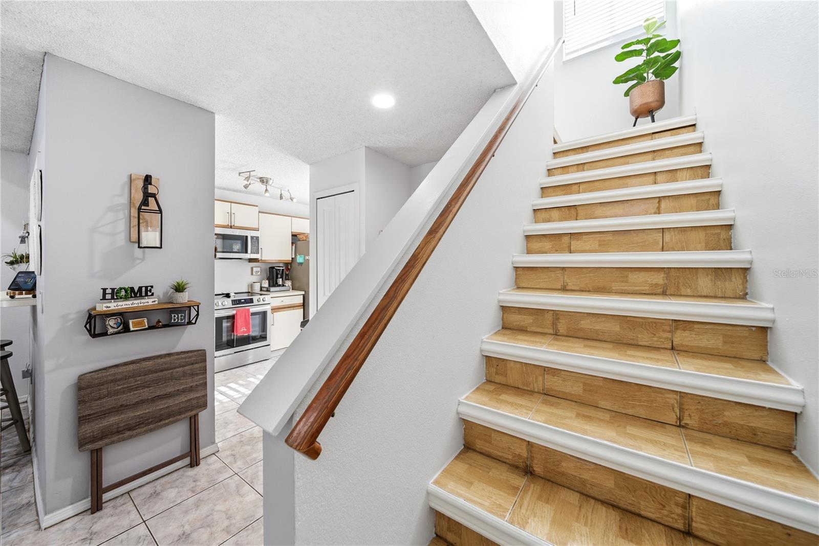 BUENAVENTURA LAKES SILVER PARK VILLAS 03 - Residential