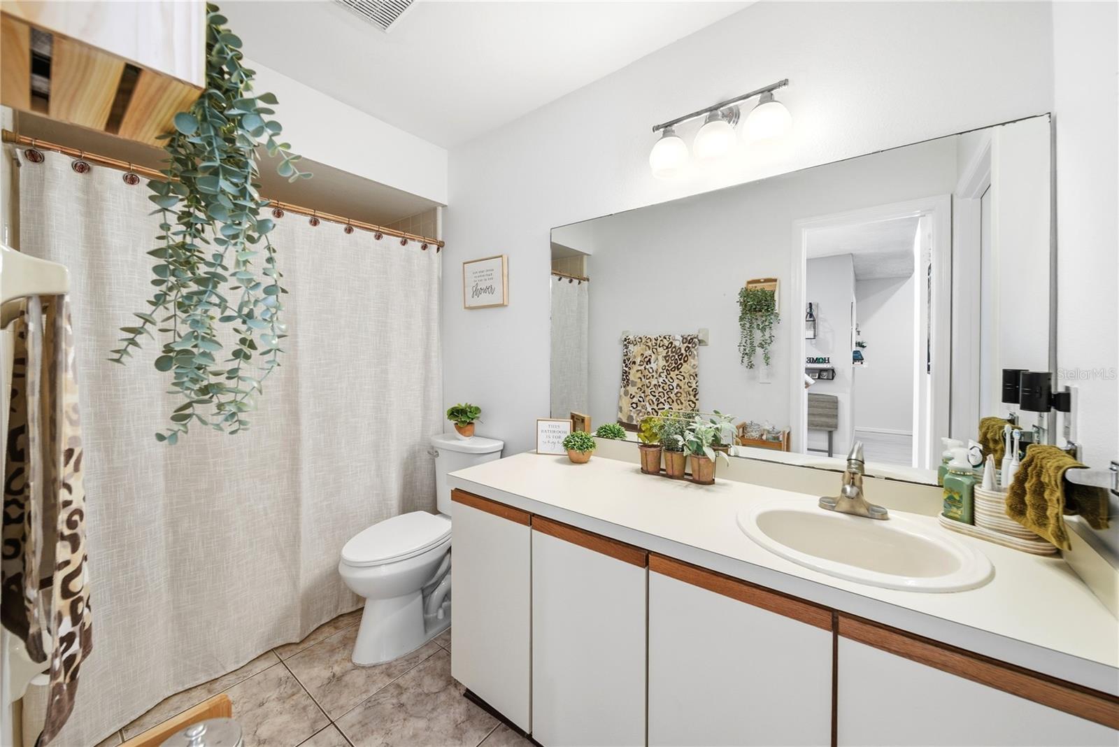 BUENAVENTURA LAKES SILVER PARK VILLAS 03 - Residential