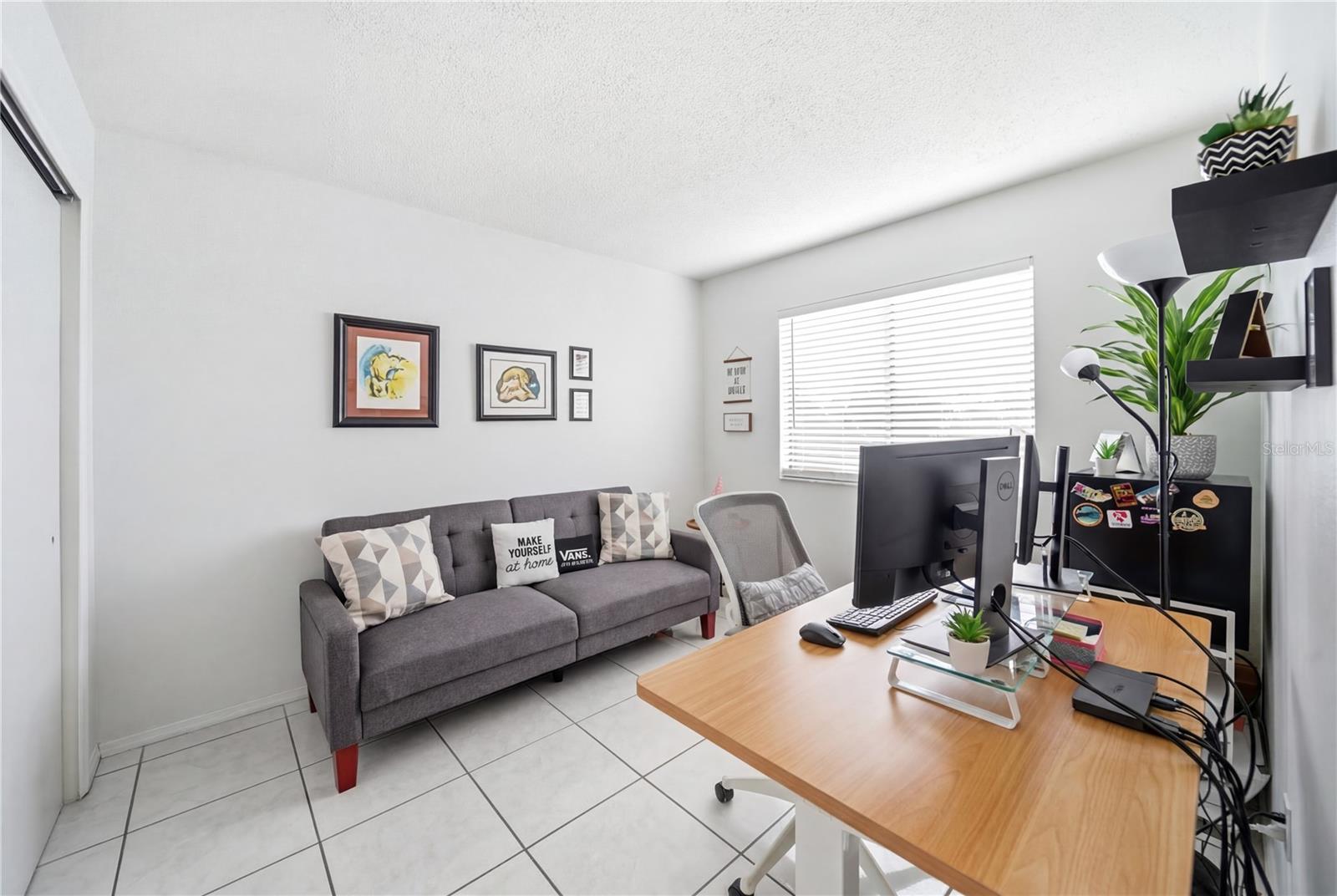 BUENAVENTURA LAKES SILVER PARK VILLAS 03 - Residential